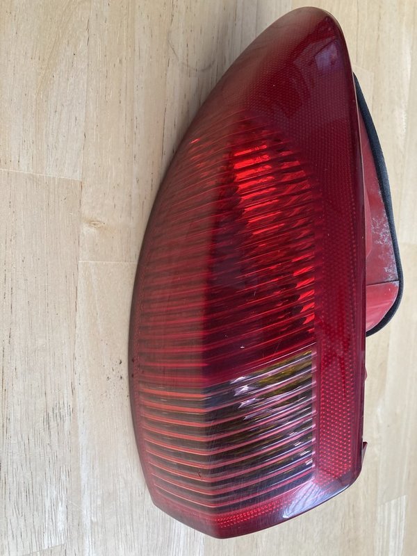 46556349 - Rücklicht links außen für Alfa Romeo 147